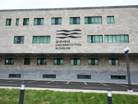 Qarabağ Universitetinin yeni korpusundan FOTOLAR