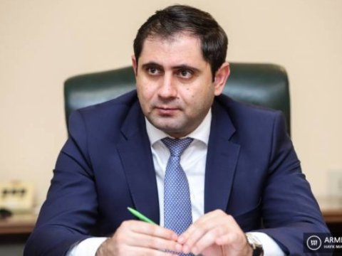 Papikyan Çinə getdi