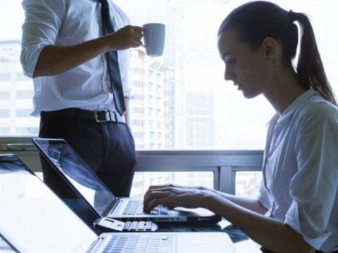 48 nəfər işinə bərpa olundu