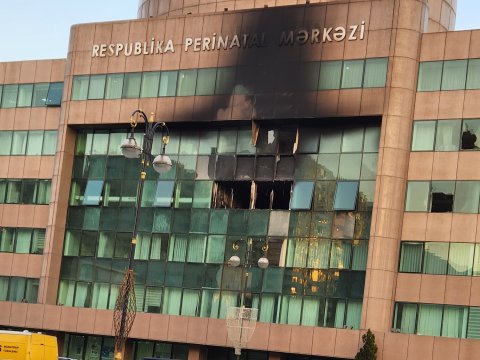 7 körpənin öldüyü xəstəxananın&nbsp;sabiq direktor iki dəfə ölkəni tərk edib