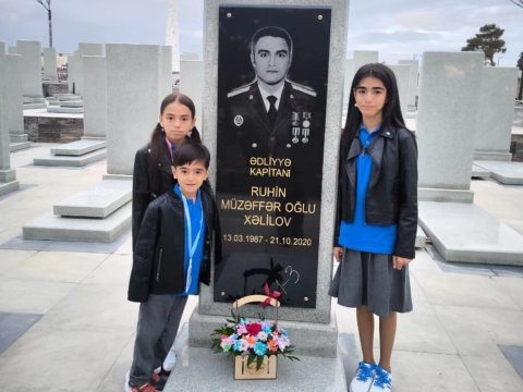 Şəhid oğlu 1-ci sinfə atasının məzarı yanından getdi - FOTO