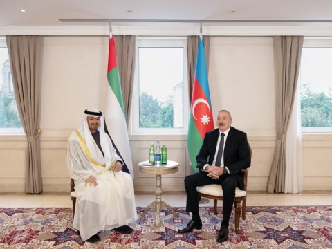 İlham Əliyev BƏƏ Prezidenti ilə təkbətək görüşdü - FOTO