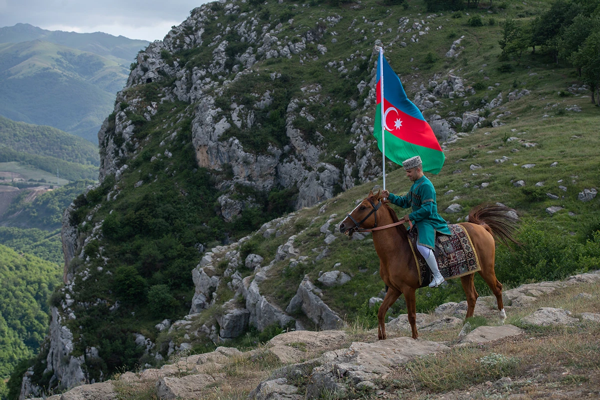 Cıdır düzündə Qarabağ atlarının paradı keçirildi - VİDEO