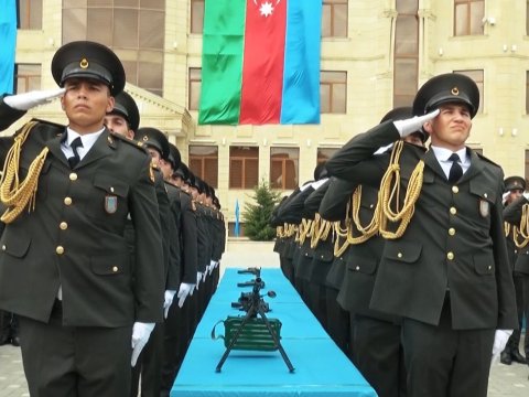 Hərbi İnstitutunda kursantları and içdilər - VİDEO