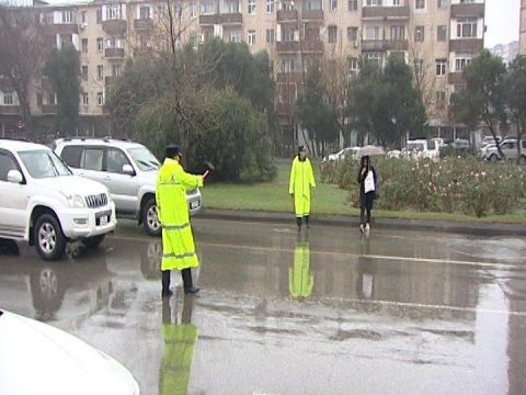 Yol polisi sürücülərə müraciət etdi