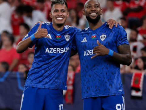 Parlament "Qarabağ"ı təbrik etdi