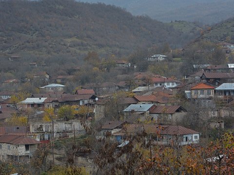 Badara kəndində bu il 115, gələn il isə 128 ev bərpa ediləcək