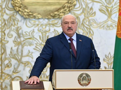 Lukaşenko özünə varis axtarır