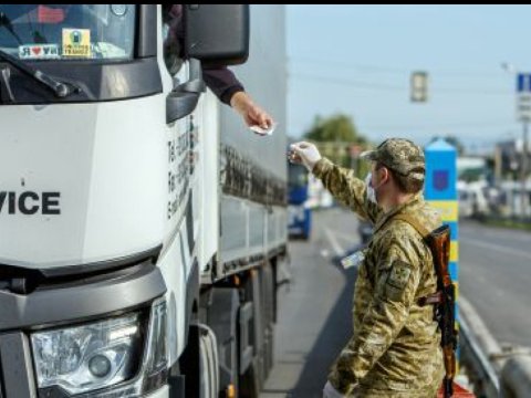 Азербайджан увеличил грузоперевозки в Украину