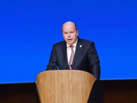 İlham Əliyev Bp şirkətinin regional prezidentini təltif etdi