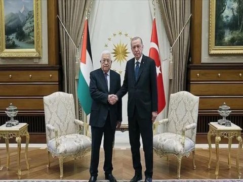 Ərdoğan Mahmud Abbasla görüşdü