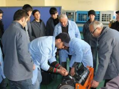 Azərbaycanda 78 yaşlı şəxs peşə məktəbinə qəbul olub