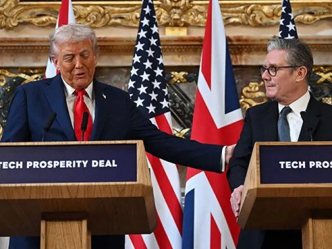 Tramp Əfqanıstana qoşun yeridəcək?