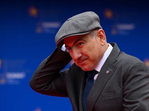 Paşinyan 4-cü Ermənistan Respublikasını elan etdi: referendum anonsu verdi