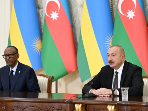 Prezidentlər&nbsp;mətbuata bəyanat verdilər: Ruanda yaxşı tərəfdaşdır