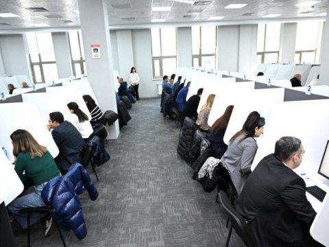 Hakim olmaq istəyənlər üçün test imtahanı keçirilir