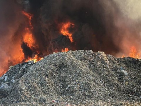 Türkiyədə fabrikdə güclü YANĞIN