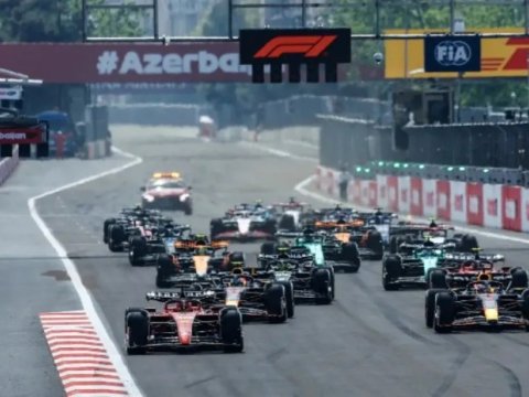 "Formula 1": "Red Bull" pilotu liderdir
