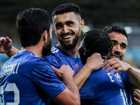 "Qarabağ" və "Neftçi" qələbə qazandı 