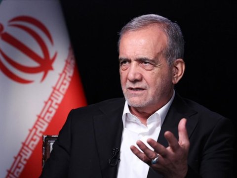 Bədxahların Azərbaycanla aramızı vurmaq cəhdləri uğursuz olacaq - Pezeşkian