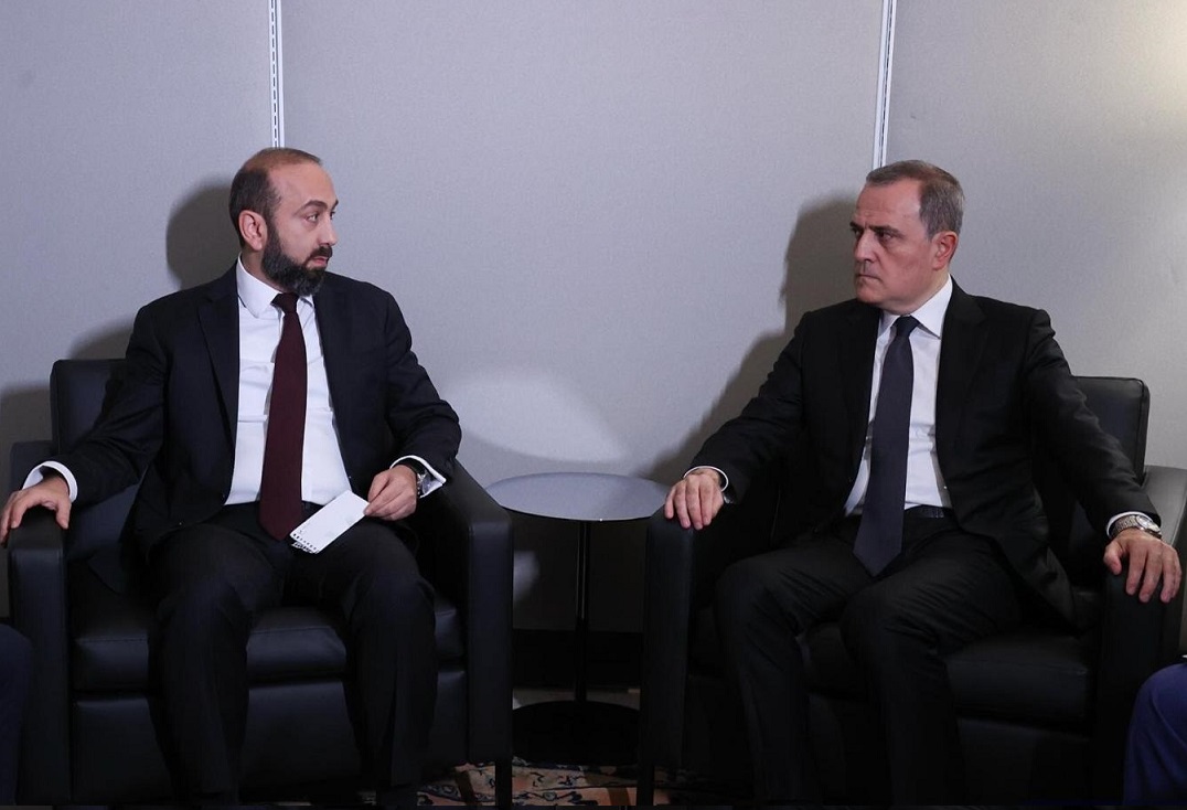 Ceyhun Bayramov Mirzoyanla Nyu-Yorkda görüşdü