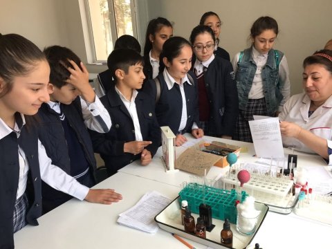 Laboratoriyası olmayan məktəblərdə laborantlar işdən çıxarılır?