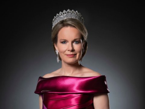 Kraliça Mathilda Ermənistana gəlir