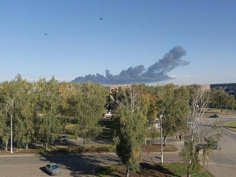 Ukrayna 1400 kilometre uzaktan Rusya fabrikasını vurdu - VİDEO