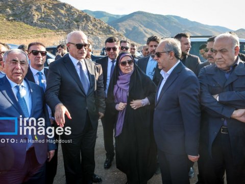 Şahin Mustafayev Araz dəhlizində görülən işlərlə tanış oldu