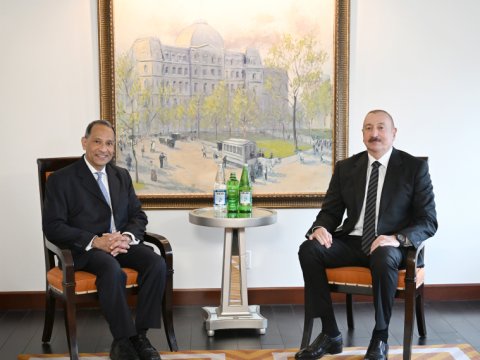 İlham Əliyev Çoksi ilə danışıqlar apardı