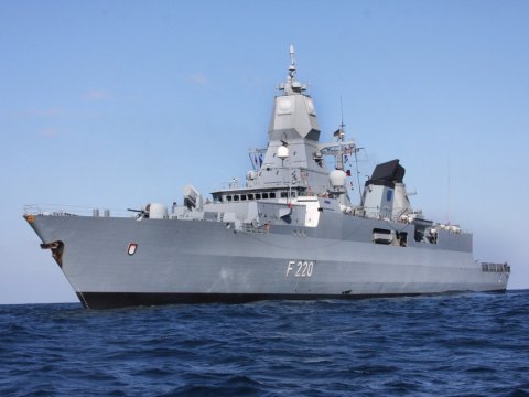 Rus təyyarələri Almaniya gəmilərini izlədi