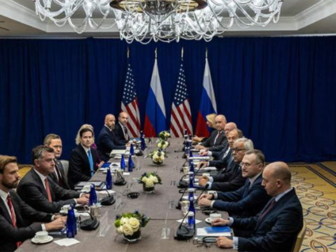 1 saat danışıqlar apardılar