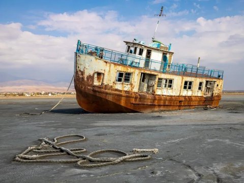 Urmiya gölü tamamilə qurudu - Dəhşətli GÖRÜNTÜLƏR