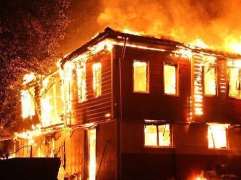 Xankəndidə ev yandı