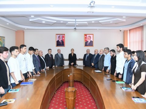 BMU-da Anım Günü ilə əlaqədar dəyirmi masa keçirildi&nbsp;-&nbsp;FOTOLAR