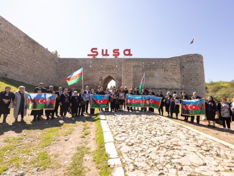 &ldquo;AzerGold&rdquo;un təşkilatçılığı ilə şəhid ailələrinin Şuşaya səfəri gerçəkləşdirildi - FOTOLAR