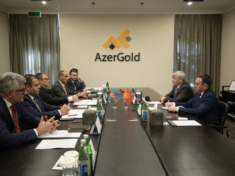 Zakir İbrahimov Qırğızıstanın ölkəmizdəki səfiri ilə görüşdü