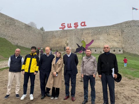Senatorlar Şuşa və Xankəndidə - FOTO