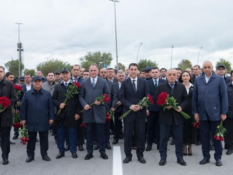 Zaur Mikayılov kollektivi ilə Zəfər parkında - Fotolar