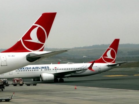 Zəlzələyə görə İstanbulda uçuşlara fasilə verildi
