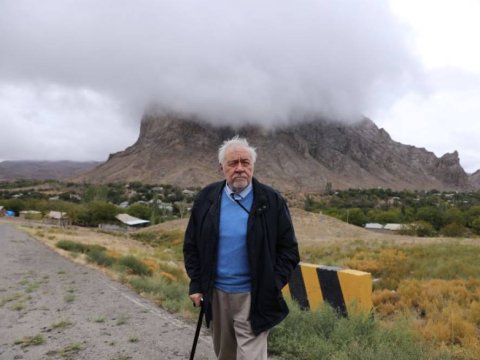 İlbər Ortaylı Naxçıvandan yazdı:&nbsp;Burada İran, Avropa və Anadolu qovuşur...