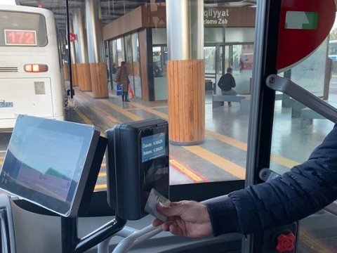 İctimai nəqliyyatda yeni qiymət bu tarixdə qüvvəyə minir
