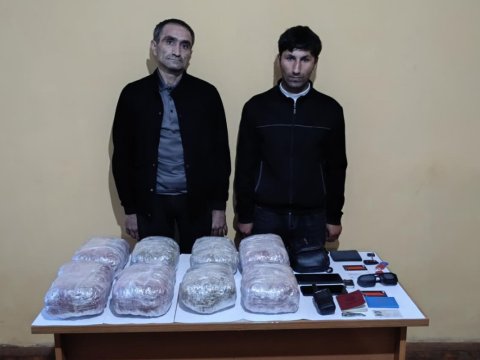İranla sərhəddə 2 nəfər 8 kq narkotiklə saxlanıldı