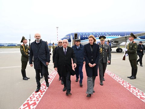 Əli Əsədov Belarusa getdi