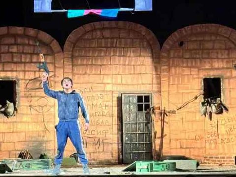 Sumqayıt Dövlət Dram Teatrı mövsümü &ldquo;Ölməz&rdquo; tamaşası ilə açdı