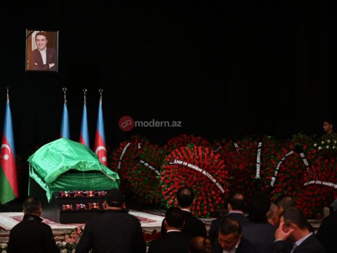 Заслуженный артист проводили в последний путь - ФОТОРЕПОРТАЖ