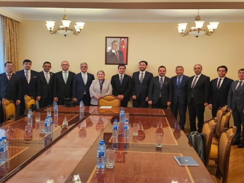 Baş katibin müavini Hikmət Hacıyevin qəbulunda