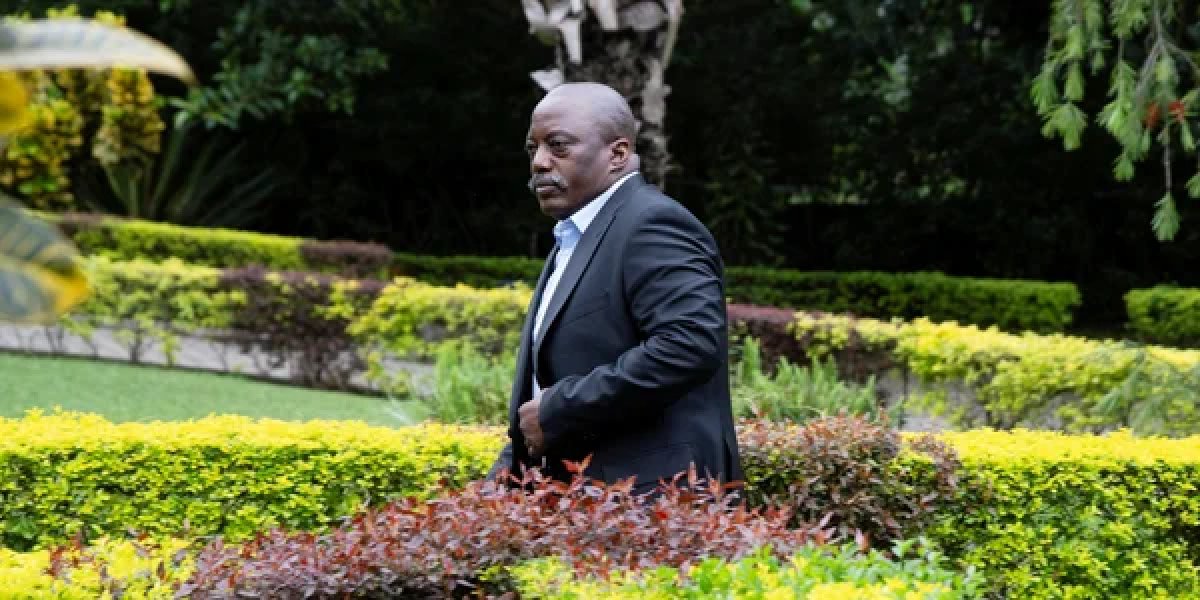 Eski cumhurbaşkanına ölüm cezası verildi