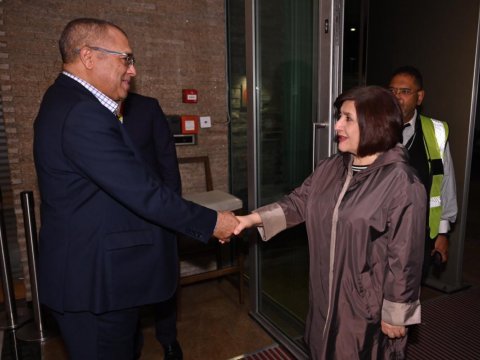 Spiker CAR-da işgüzar səfərdədir