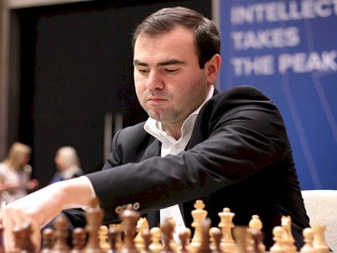 Şəhriyar Məmmədyarov iki pillə irəlilədi